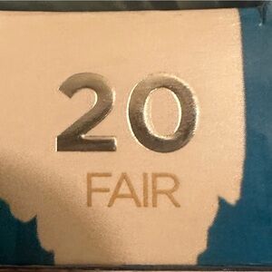 Urban Decay Foundation 20